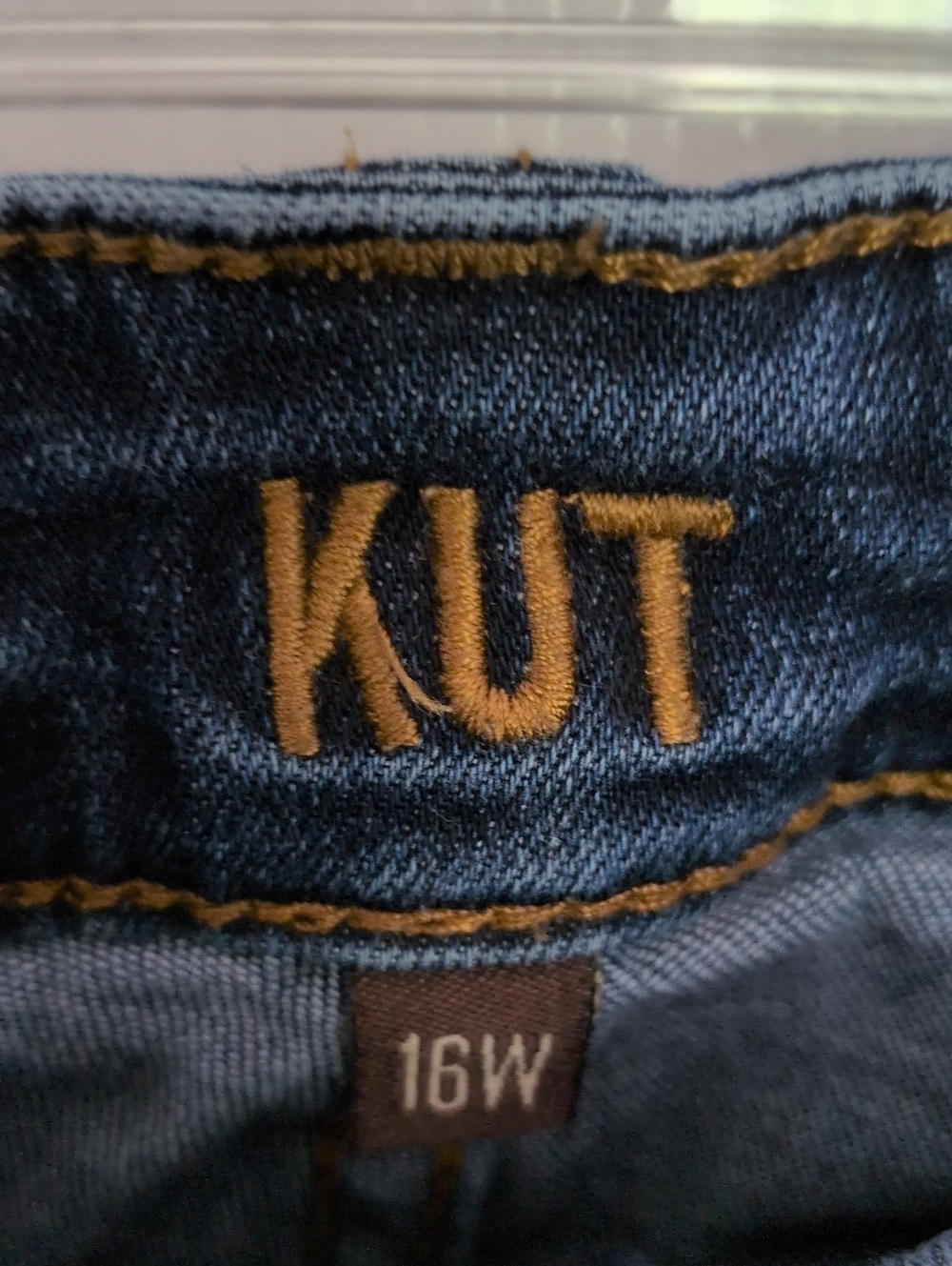 Kut From The Kloth Boyfriend Jeans - 16W - Picture 2 of 9